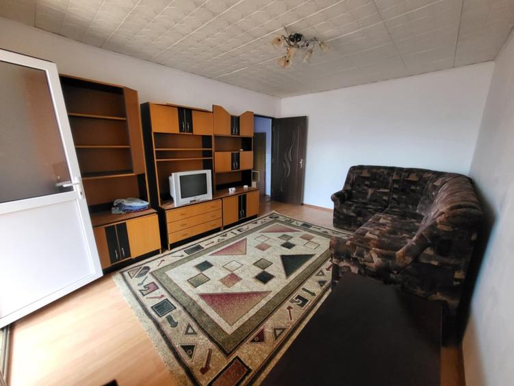 De vanzare apartament cu 3 camere  in localitatea  Feldioara Brașov! - 12