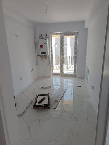 APARTAMENT 2 CAMERE, DECOMANDAT, INTABULAT,BLOC NOU, TERASA 40 MP, PARCARE,REDIU - 5