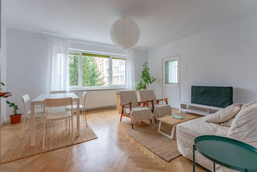 Apartament 3 Camere Decomandat de Închiriat - Zonă Centrală, Brașov Apartament 3 Camere Decomandat de Închiriat - Zonă Centrală, Brașov