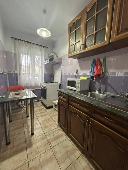 299 euro-Garsoniera 35mp -Titan - Metrou 1decembrie - 6