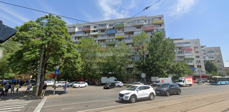 Vând apt. 2 cam. Bd. Ion Mihalache,sector 1, vis a vis metrou 1 Mai, renovat.