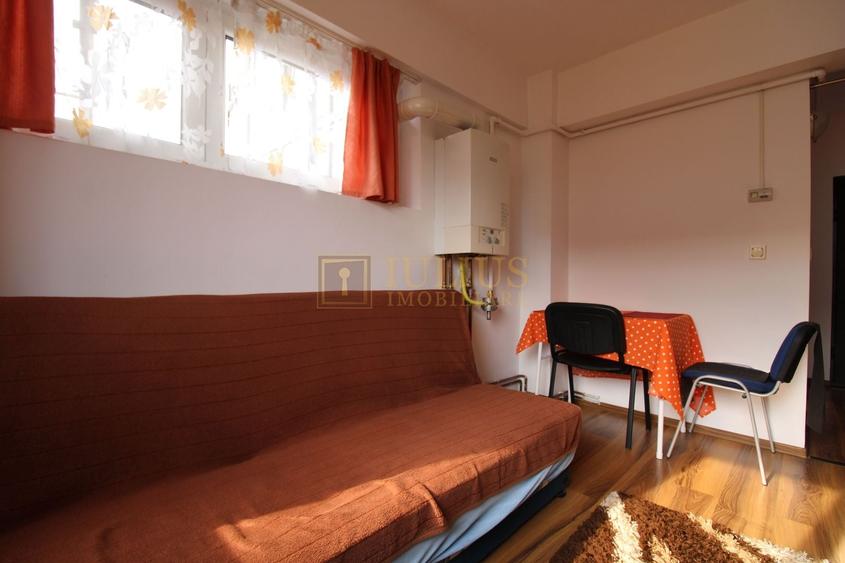 Vis a vis de Facultatea de Constructii, 2 camere, centrala proprie - 3