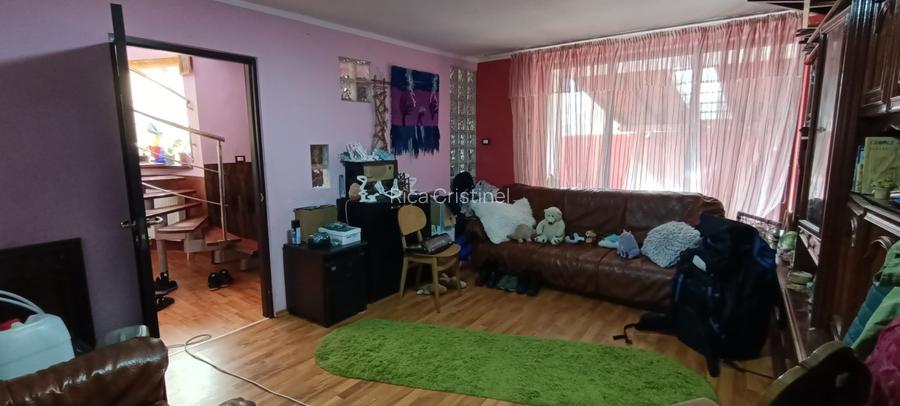 Vila 3 etaje in Piatra Neamț