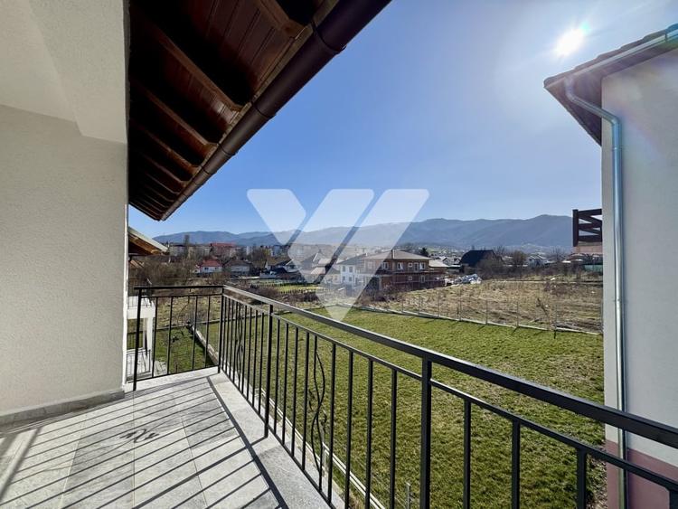 Casa LA CHEIE 4 camere si teren 386 mp de vanzare in Cisnadie Sibiu - 16