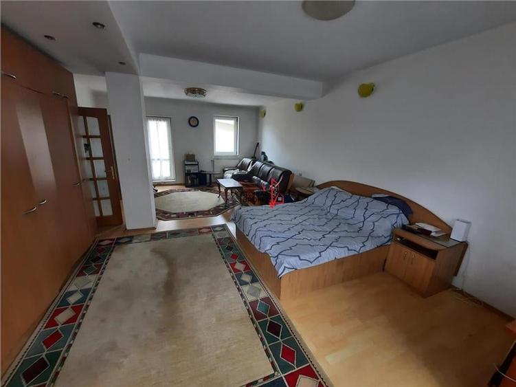 Vila 2 etaje, curte generoasa Vatra Luminoasa - 8