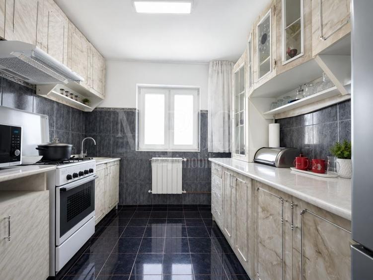 Apartament cu 4 camere decomandat în Iosia