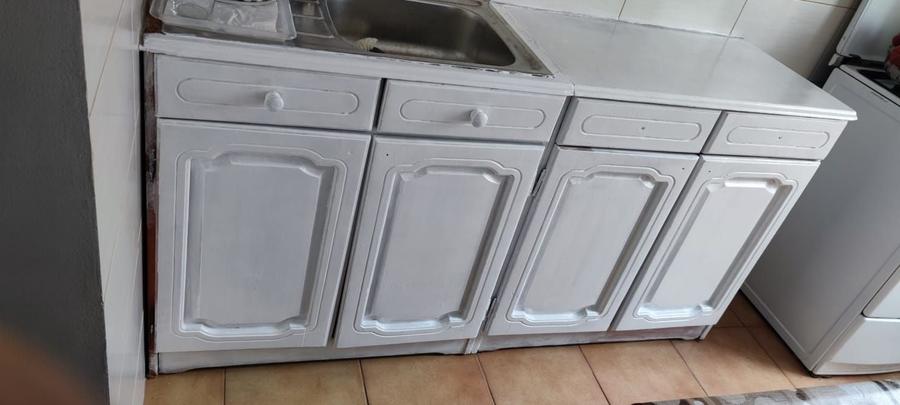 Garsonieră decomandată în Popoveni