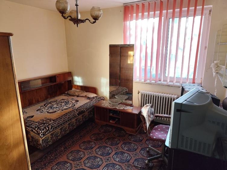 Apartament cu 2 camere semidecomandat în Ultracentral