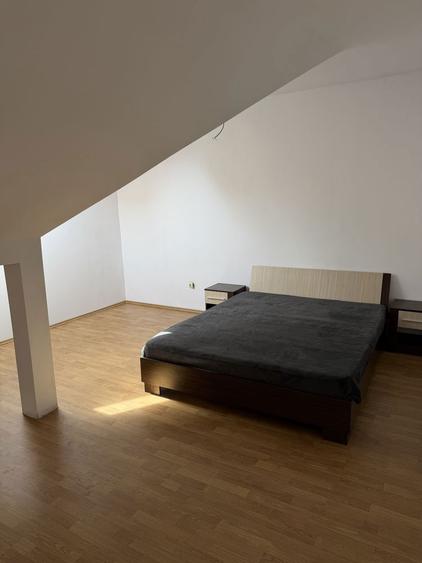 Apartament 3 camere Semaforului - 1