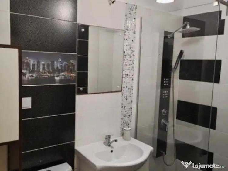 Apartament 2 camere, decomandat - zona Tractorul - 1