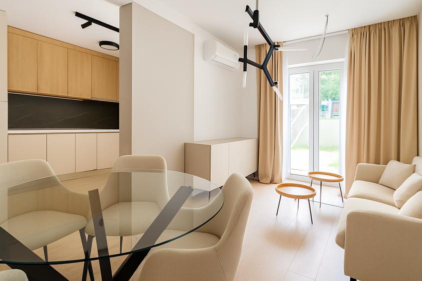 Opanez, vând  ap 3 camere , amenajat de designer, mobilat,utilat - 1