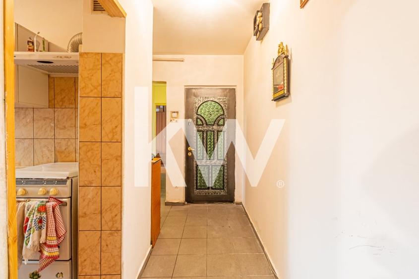 Oportunitate!! Apartament 3 camere decomandat la pret de garsonieră -COMISION 0% - 15