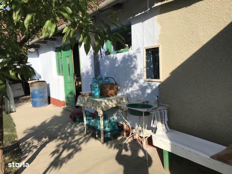 Casa cu 2 camere, teren 1900 mp, zona linistita - 4