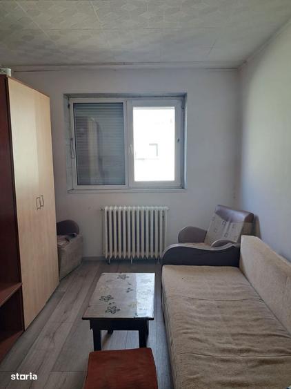 Feldioara - strada Brazilor, Apartament cu 2 camere decomandat - 52 mp - 9