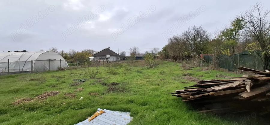 Vand casa si teren Nicolae Balcescu ssu schimb cu apartament in Constanta - 1