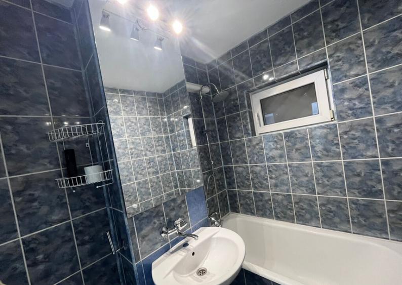 Apartament 3 camere, 63.80 mp utili, zona Centrala - 1