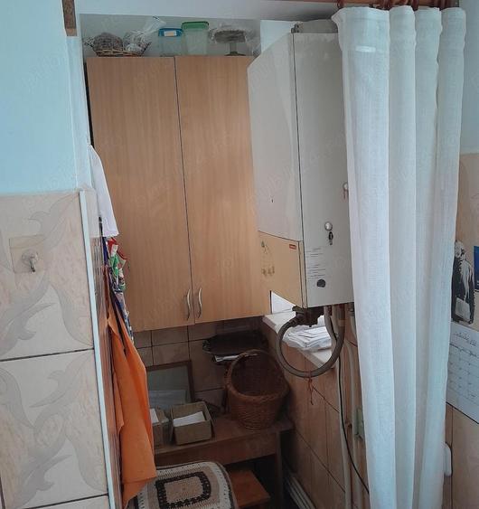 Apartament 2 camere de vanzare, semidecomandat 45 mp utili - 3