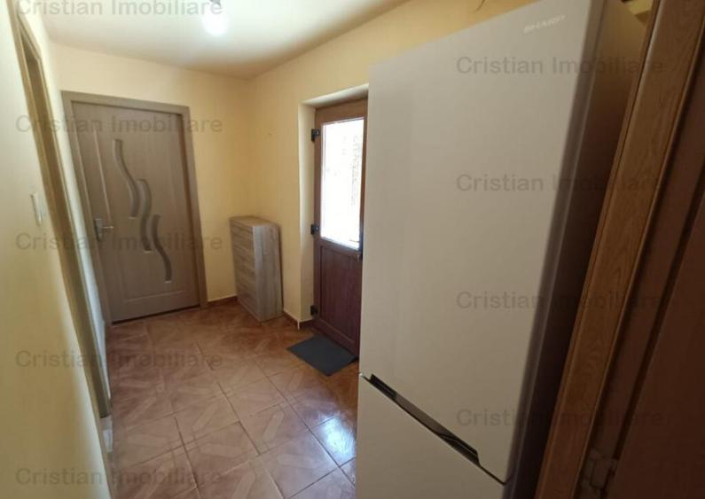 CASA NOUA 2 corpuri Teren 300 mp, zona Chercea - 26