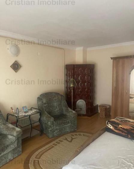 Casa 3 camere,decomandata, construcie anul 2000,Centru - 8