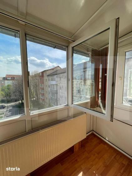 Apartament cu 2 camere semidecomandat în Lipovei