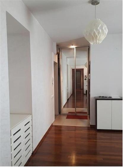 Vanzare apartament 3 camere Banu Manta - 2