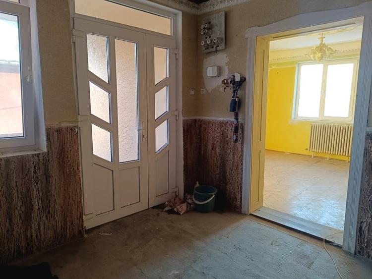 Casă renovabilă de vânzare – Aiud - 8