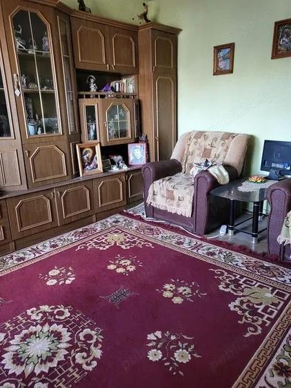 Apartament cu 3 camere decomandat în Dorohoi