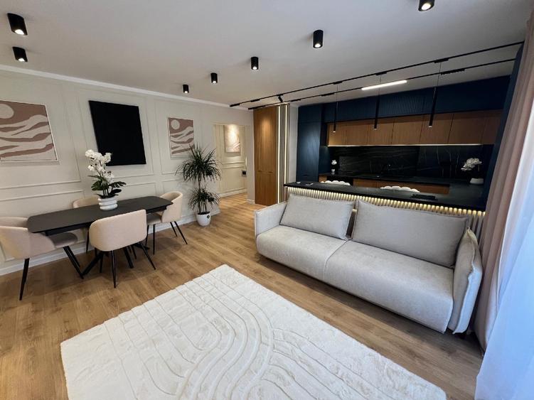 PF vând ap 3 camere Zorilor/Observatorului, două băi, terasă de 20 mp - 2