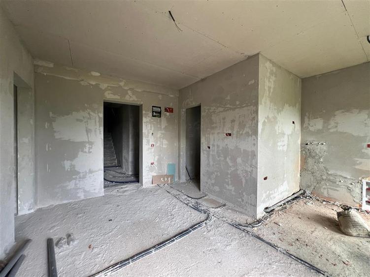 OPORTUNITATE! Casa cu 11 camere si 12 ari de teren - 3