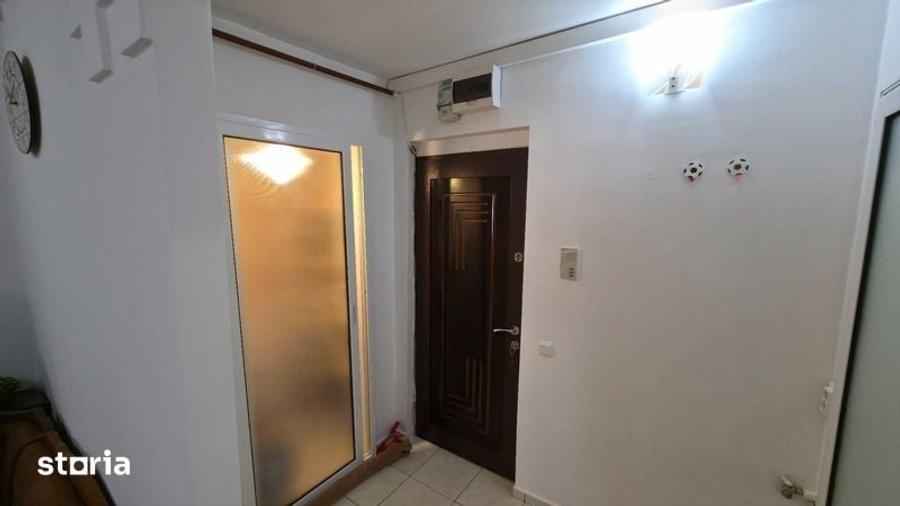 Garsonieră decomandată în Central