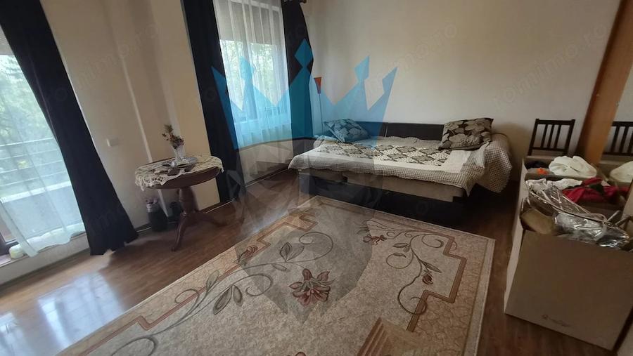 Garsonieră decomandată, mobilată în Jiului