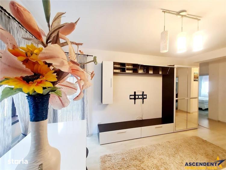 Apartament cu 3 camere decomandat, mobilat în Central