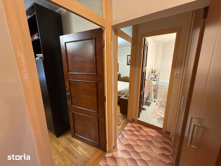 Apartament cu 3 camere în Militari
