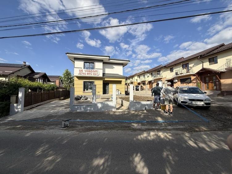 Casă cu 4 camere în Miroslava
