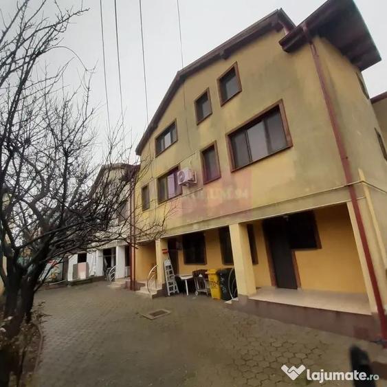 Casă cu 7 camere cu Teren 280 Mp în Antiaeriană