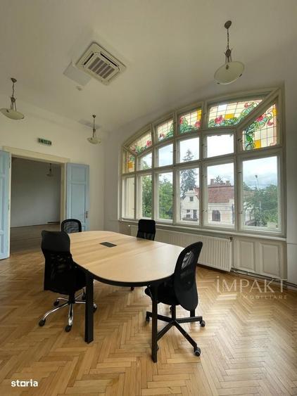 Spațiu comercial, de 597 mp, în Horea