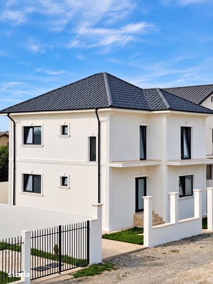 Casă cu 6 camere cu Teren 200 Mp în Lumina