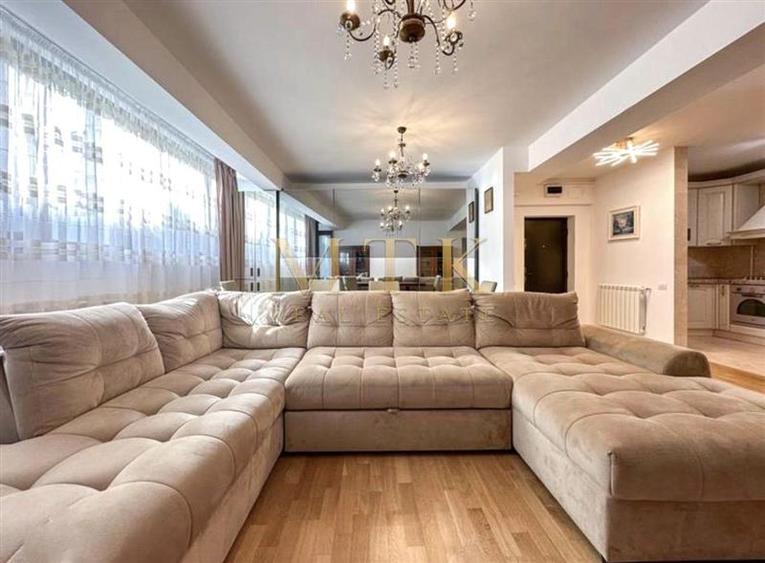 Apartament cu 3 camere decomandat, mobilat în Kiseleff