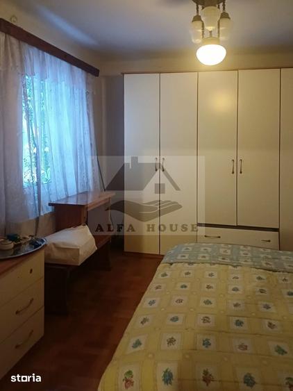 Apartament cu 4 camere decomandat în Sânpetru