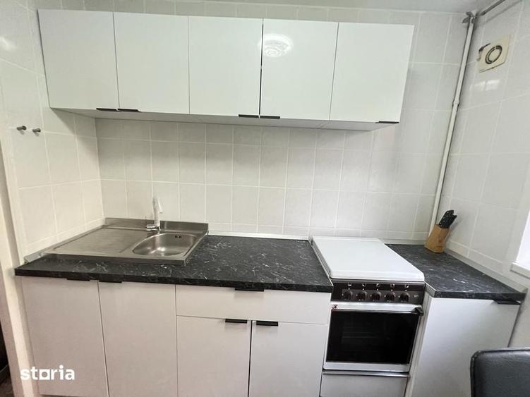 Apartament cu 3 camere în Drumul Taberei