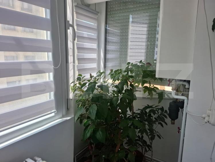 Apartament cu 3 camere decomandat, mobilat în Micro 11