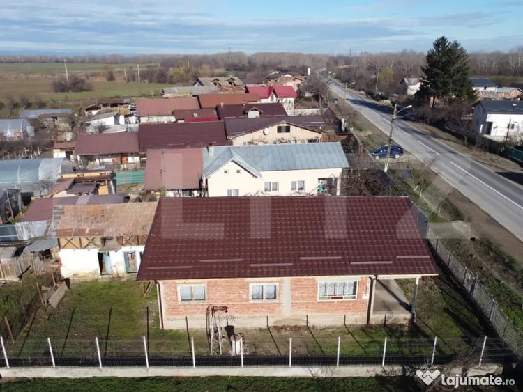 Casă cu 4 camere cu Teren 600 Mp în Central