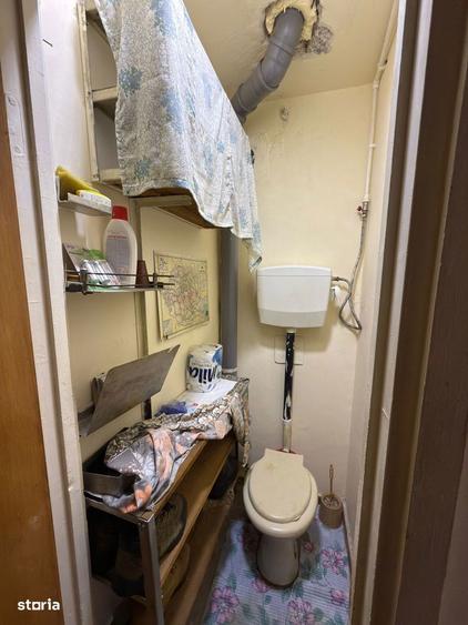 Apartament cu 4 camere decomandat în Berceni