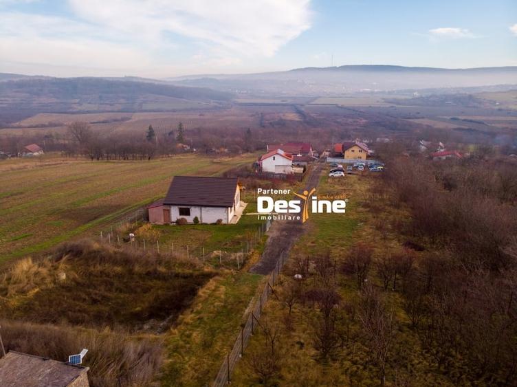 Comision 0% Casa individuala la rosu 75 mp P+POD 570 mp teren canalizare Ciurea - 2