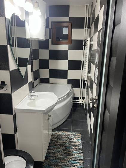 DIRECT PROPRIETAR !! Vand apartament cu 2 camere , 42 mp , zona KM 4-5 - 6