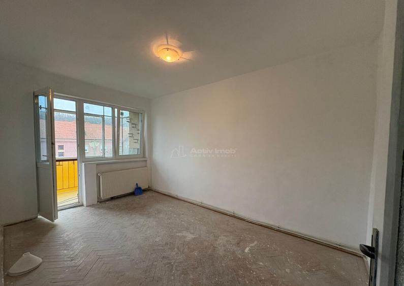 Resita,Ap.2cam, cf.1, Decom. Lunca - 17