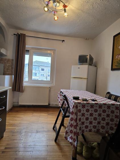 OCAZIE!  Apartament 2 camere zona  BUCOVINA etaj 3 cu 2 balcoane model mare - 2