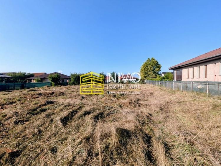 Teren intravilan - S&acirc;ncraiu de Mureș - str. Platanilor - 2