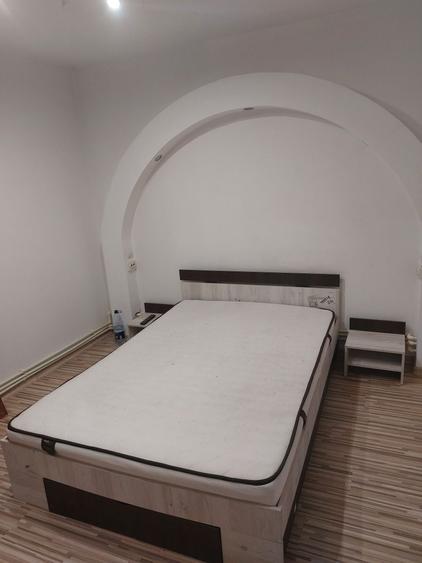 Inchiriez apartament - 5