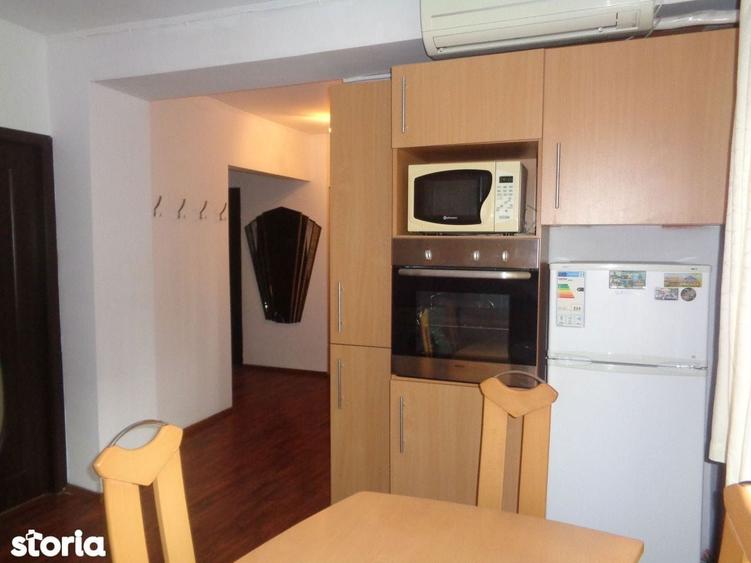 PF vand ap. 3 camere, decomandat, 5 min de Iulius mall, str. Dorobanti - 3